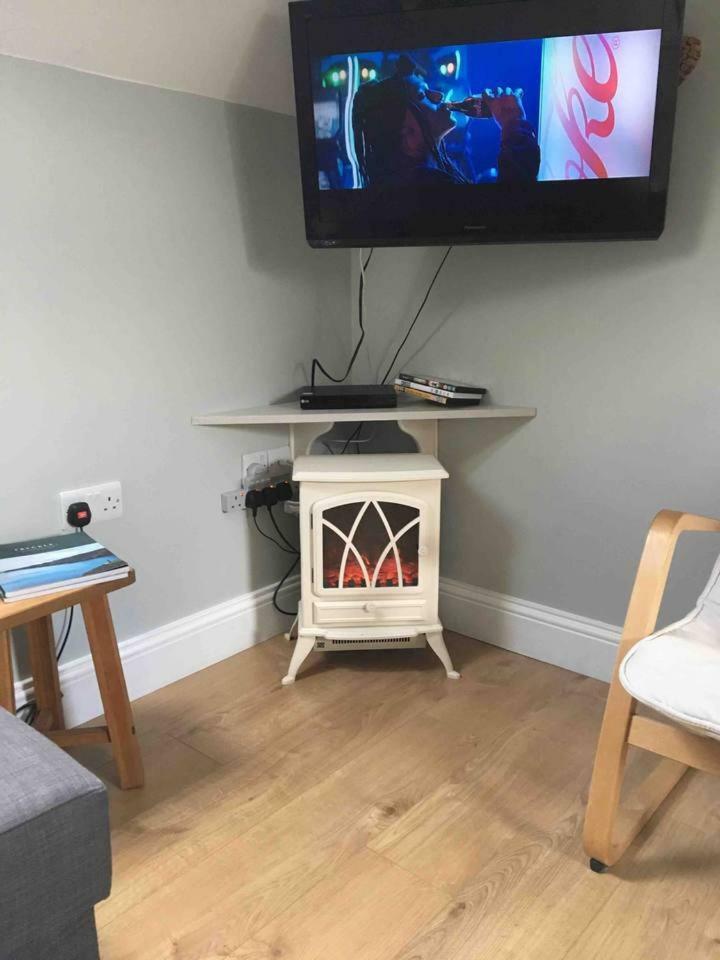 Hill House Apartment Maghera  Kültér fotó